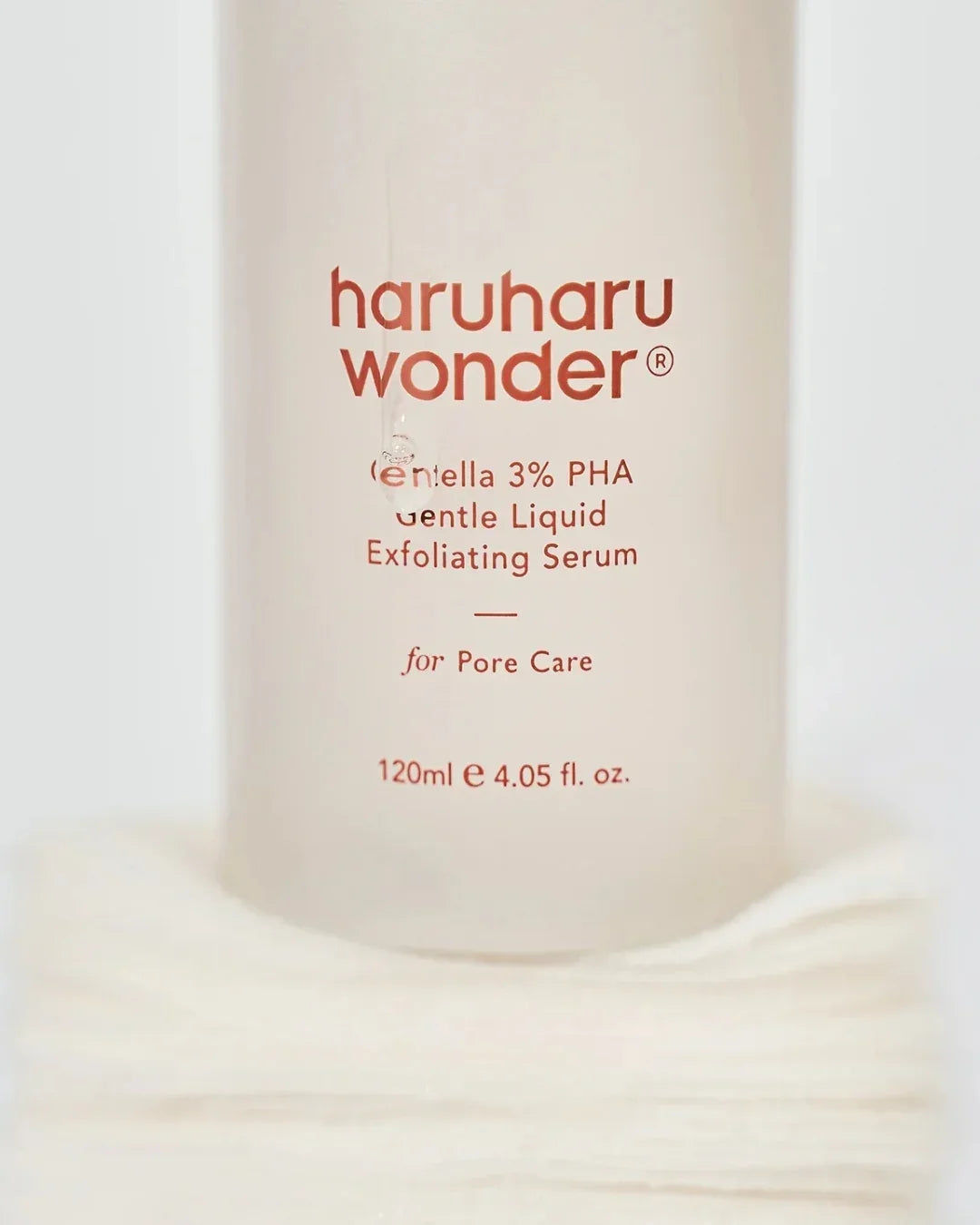 Haruharu Wonder Centella 3% PHA gentle liquid exfoliating serum for pore care, 120ml bottle