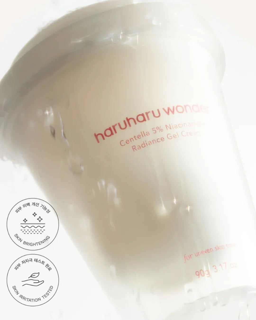 Haruharu Wonder Centella 5% Niacinamide Radiance Gel Cream 90g with water droplets, skin brightening and irritation tested