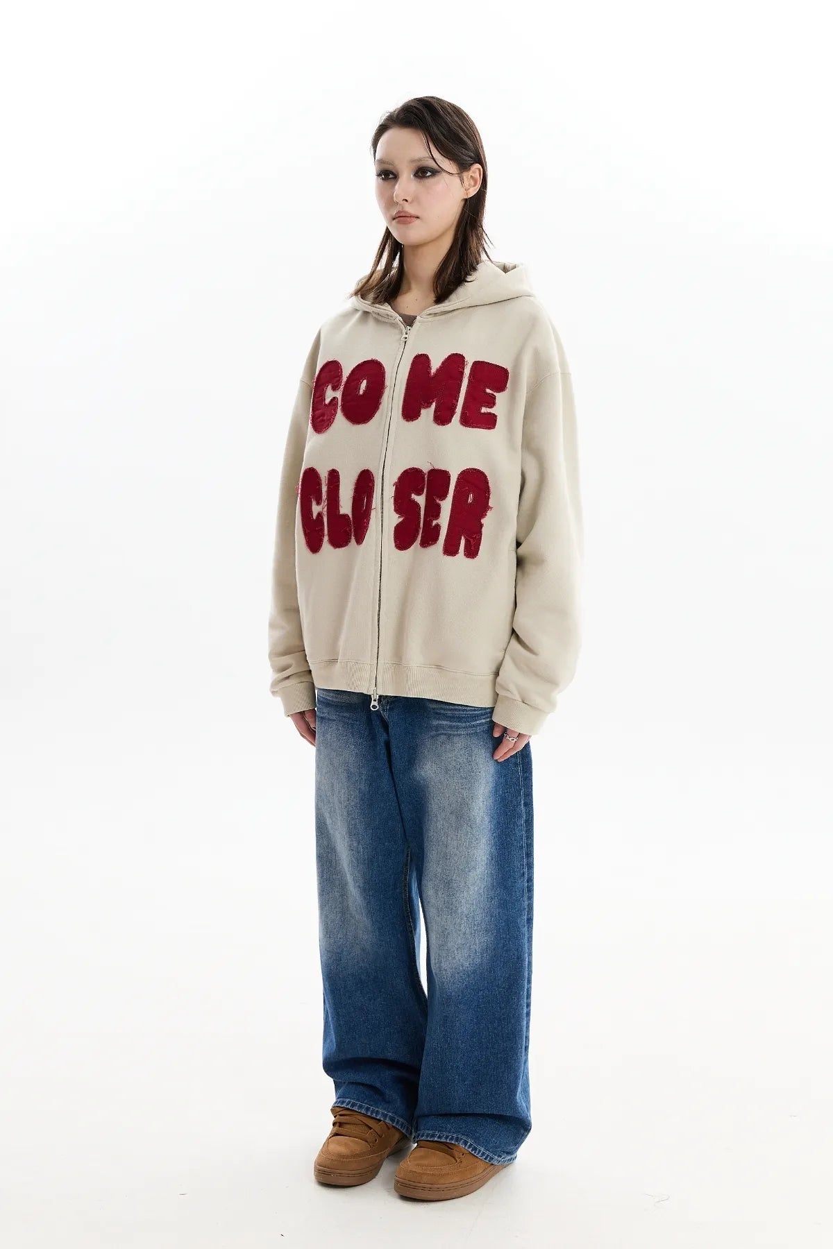 Come Closer Applique Hood Zip-Up