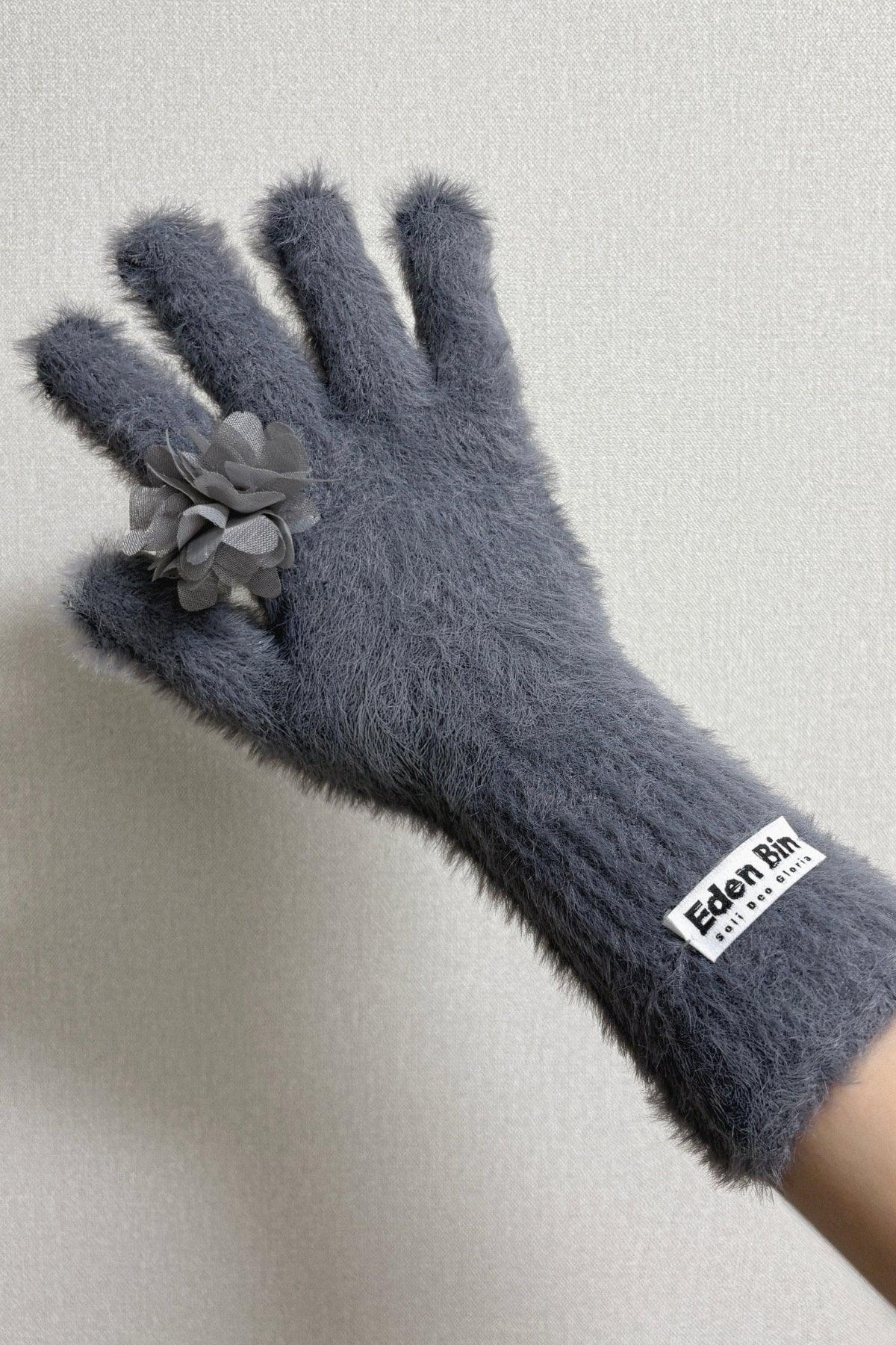grey fuzzy knit glove with floral applique ring and Eden Bin brand label on wrist