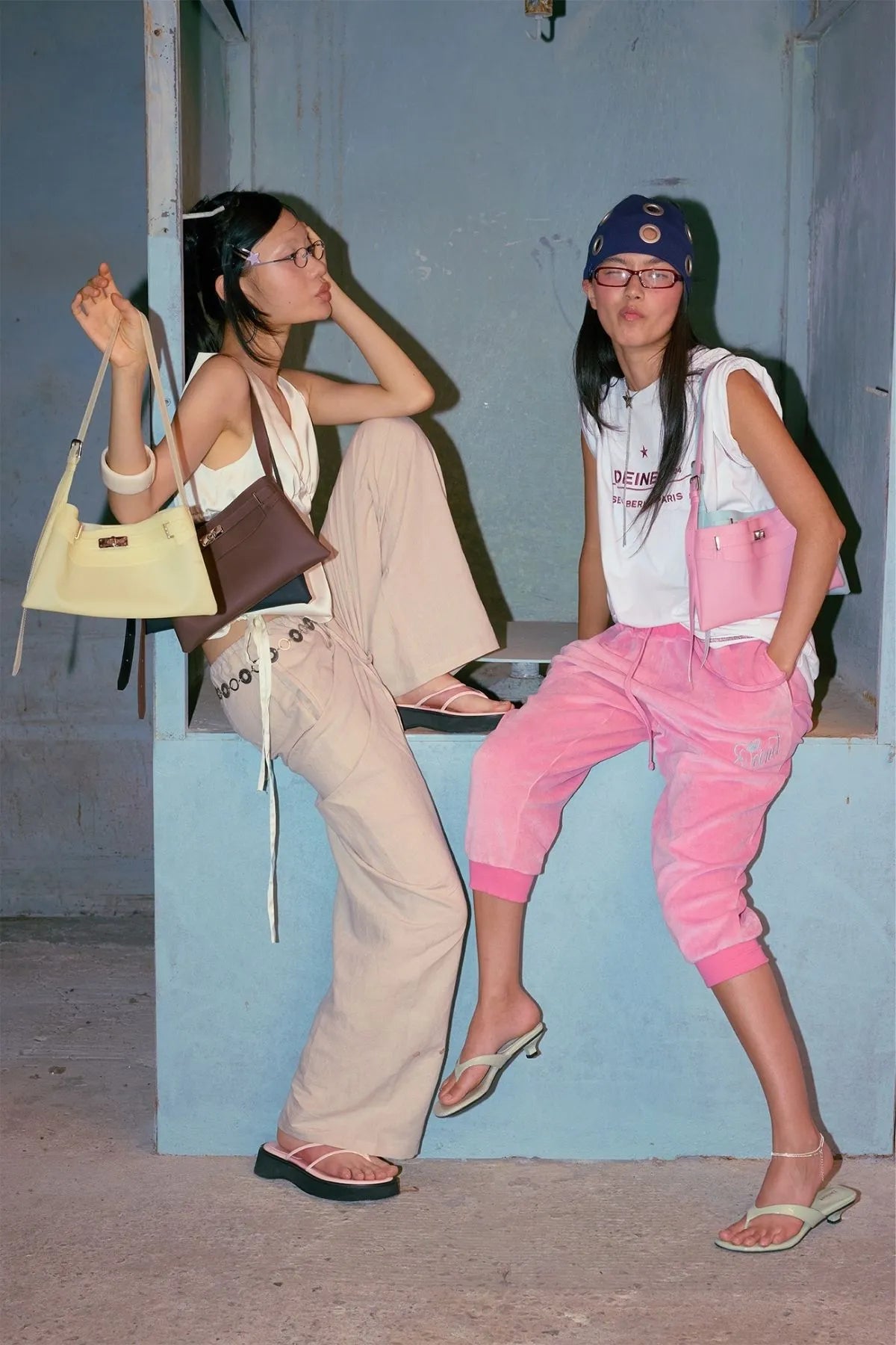 jelly-two-way-middle-bag-main