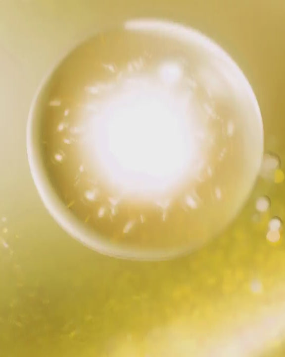 Load video: Radiant Vita Niacinamide Cream